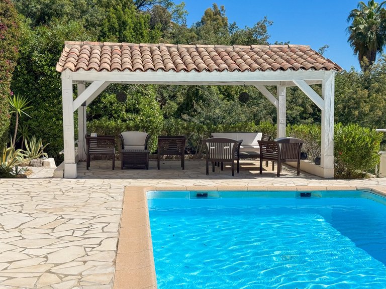 Villa for Sale in Mandelieu La Napoule, Cannes Area 3