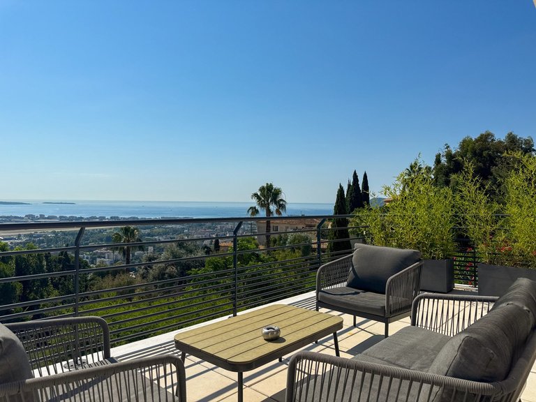 Villa for Sale in Mandelieu La Napoule, Cannes Area 18