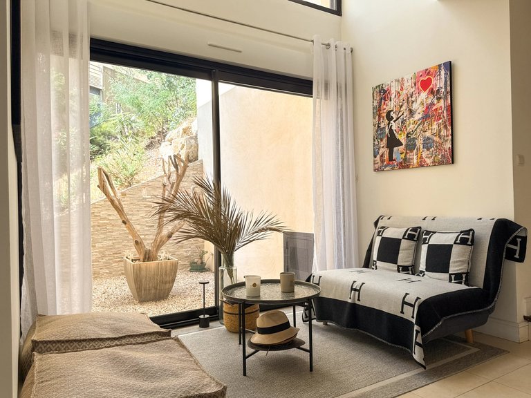 Villa for Sale in Mandelieu La Napoule, Cannes Area 10