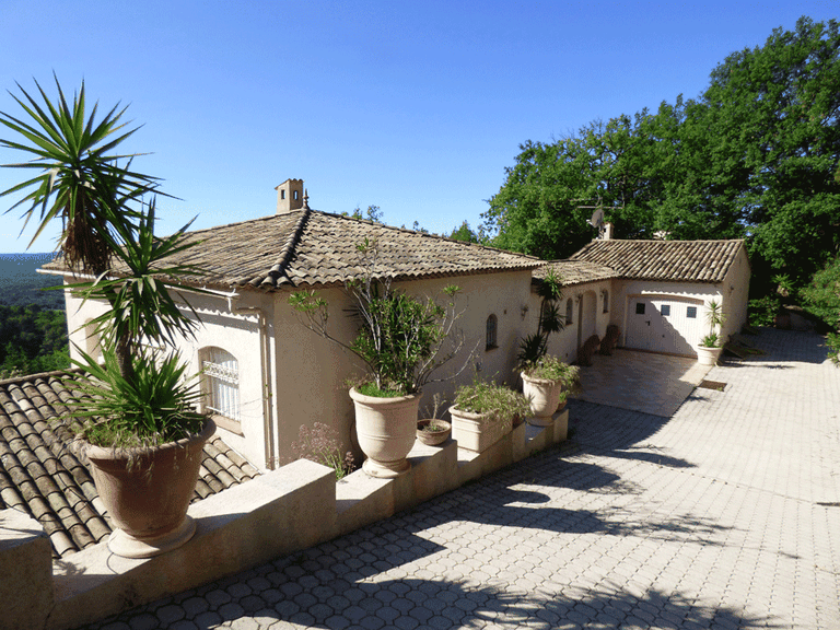Villa for Sale in Seillans, Var Countryside (fayence, Lorgues, Cotignac) 1