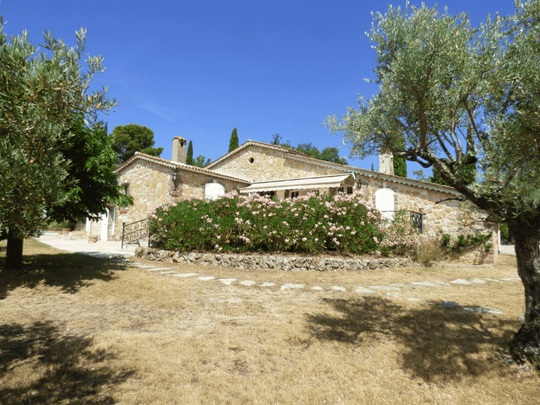 Villa for Sale in Fayence, Var Countryside (fayence, Lorgues, Cotignac) 1