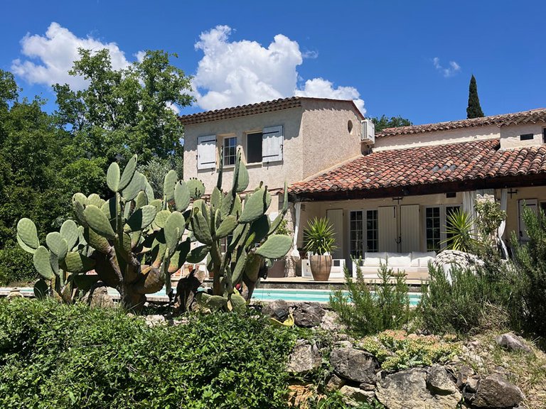 Villa for Sale in Seillans, Var Countryside (fayence, Lorgues, Cotignac) 1