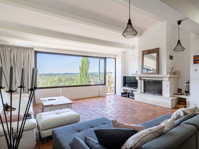 Villa for Sale in Fayence, Var Countryside (fayence, Lorgues, Cotignac) 12