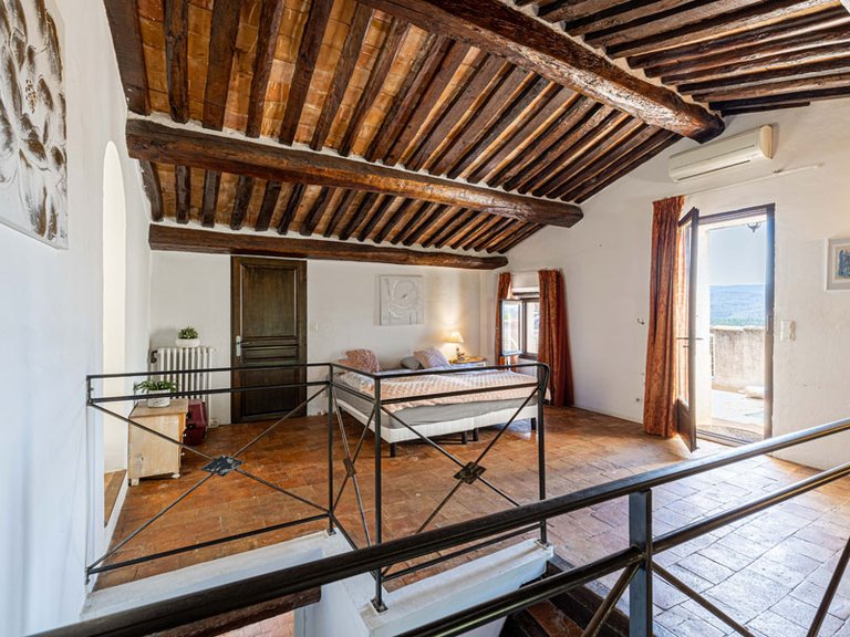 Villa for Sale in Fayence, Var Countryside (fayence, Lorgues, Cotignac) 19