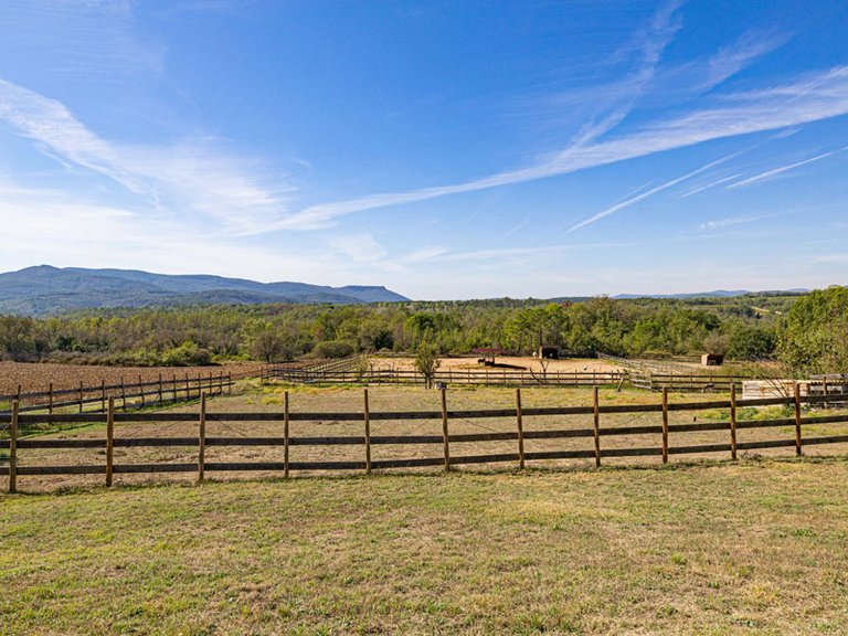Villa for Sale in Fayence, Var Countryside (fayence, Lorgues, Cotignac) 4