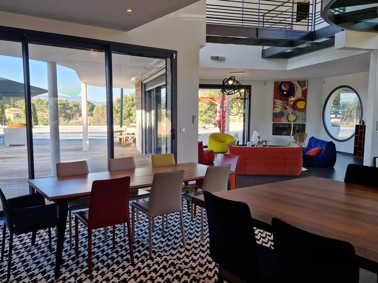 Villa for Sale in Carqueiranne, Provence Coast (cassis To Cavalaire) 5