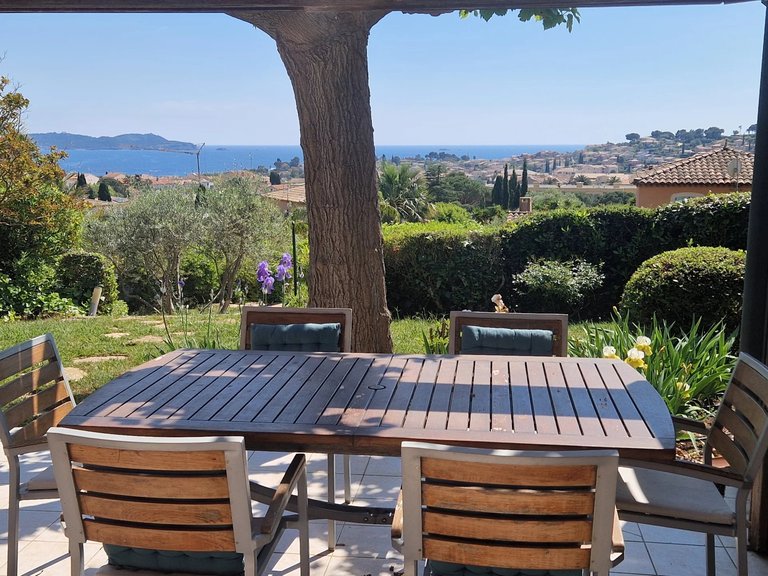 Villa for Sale in Carqueiranne, Provence Coast (cassis To Cavalaire) 5