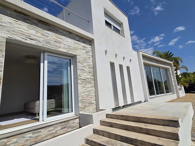 Villa for Sale in Carqueiranne, Provence Coast (cassis To Cavalaire) 19