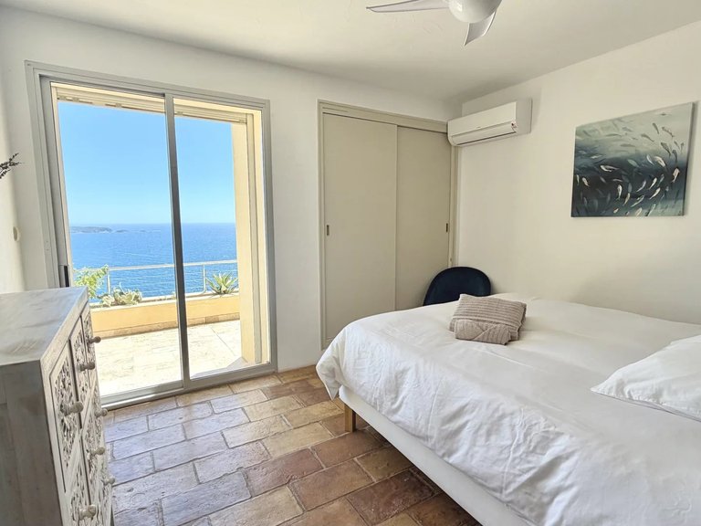 Villa for Sale in Carqueiranne, Provence Coast (cassis To Cavalaire) 7