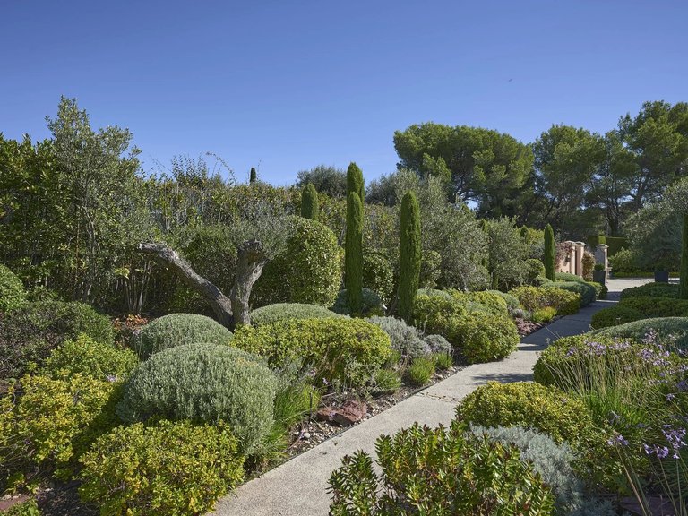 Villa for Sale in Nice, Nice Area 3