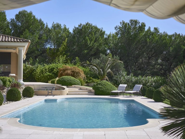 Villa for Sale in Nice, Nice Area 13