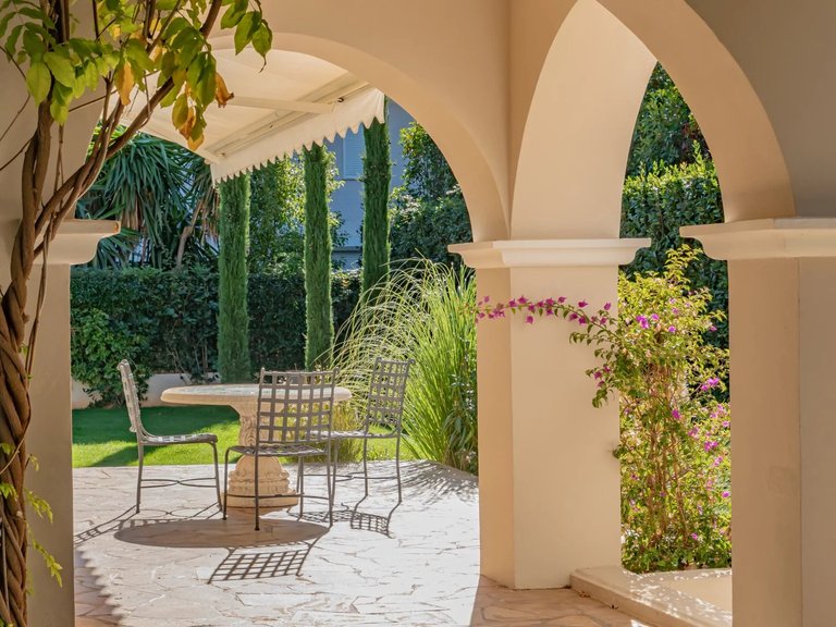 Villa for Sale in St Jean Cap Ferrat, Villefranche, Cap Ferrat Area 2