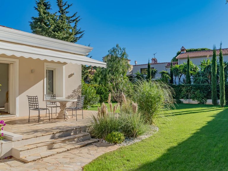 Villa for Sale in St Jean Cap Ferrat, Villefranche, Cap Ferrat Area 4