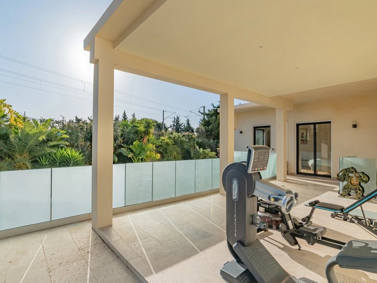 Villa for Sale in Beaulieu Sur Mer, Villefranche, Cap Ferrat Area 12