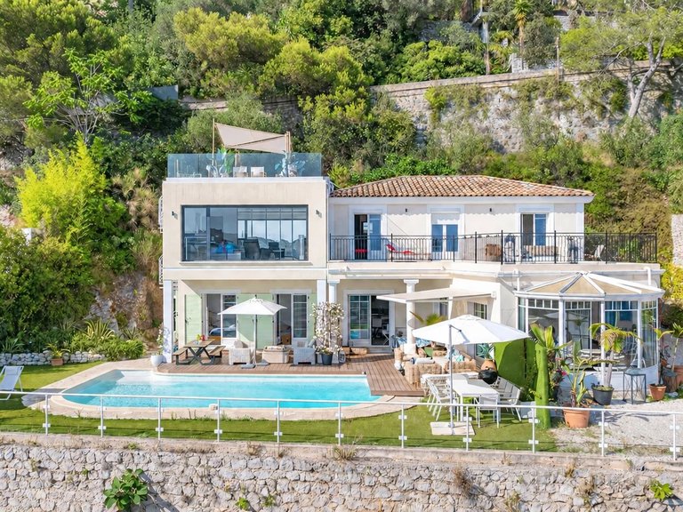 Villa for Sale in Villefranche Sur Mer, Villefranche, Cap Ferrat Area 2