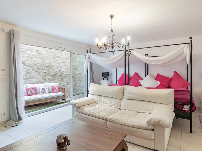 Villa for Sale in Villefranche Sur Mer, Villefranche, Cap Ferrat Area 10