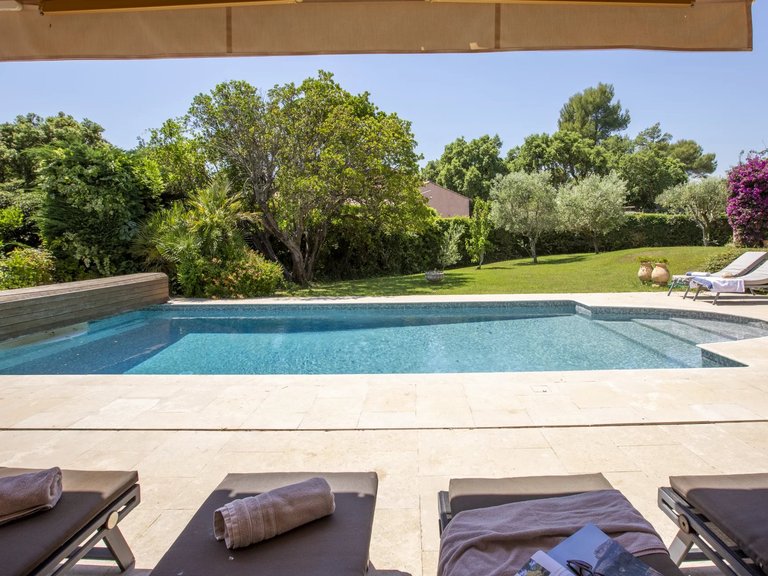 Villa for Sale in Valbonne, Mougins, Valbonne, Grasse Area 4