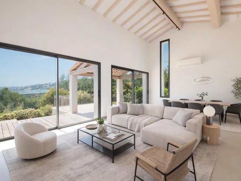 Villa for Sale in Les Issambres, St Raphaël, Ste Maxime Area 4