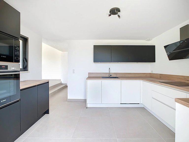 Villa for Sale in Les Issambres, St Raphaël, Ste Maxime Area 6
