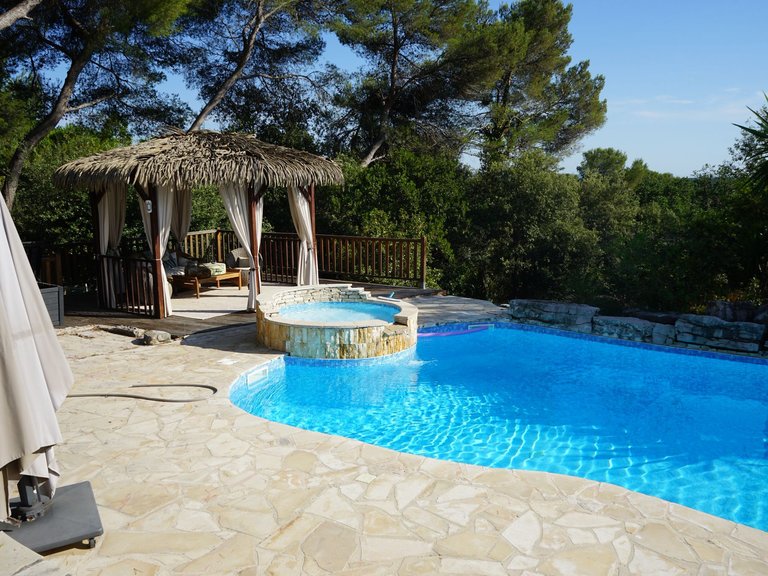 Villa for Sale in Roquefort Les Pins, Mougins, Valbonne, Grasse Area 1