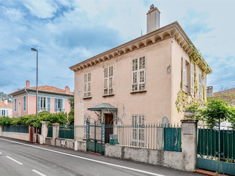Villa for Sale in Villefranche Sur Mer, Villefranche, Cap Ferrat Area 1
