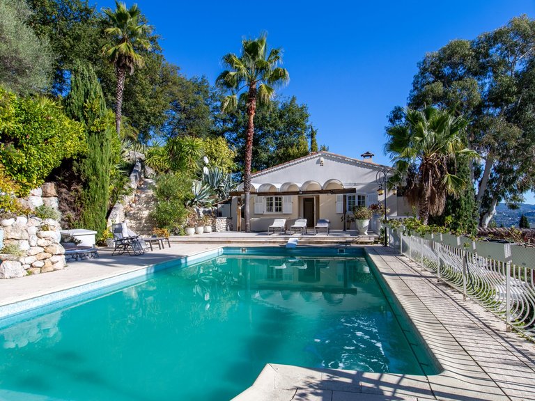 Villa for Sale in Gattieres, Vence, St. Paul Area 1
