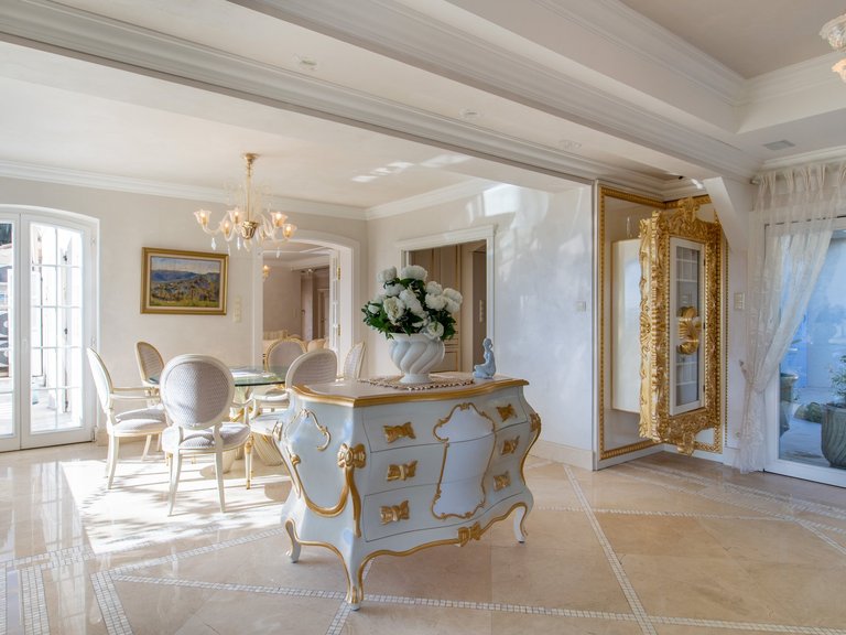 Villa for Sale in Gattieres, Vence, St. Paul Area 11