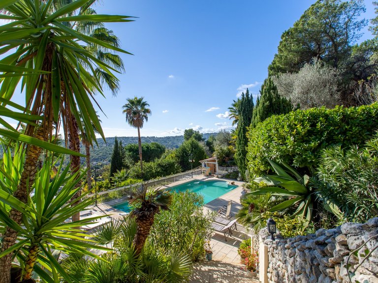 Villa for Sale in Gattieres, Vence, St. Paul Area 19