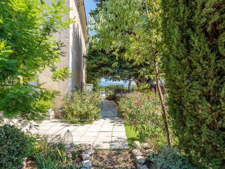 Villa for Sale in Mazan, Avignon And North Provence 15