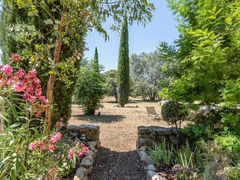 Villa for Sale in Mazan, Avignon And North Provence 18