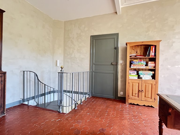 Villa for Sale in Carpentras, Avignon And North Provence 15