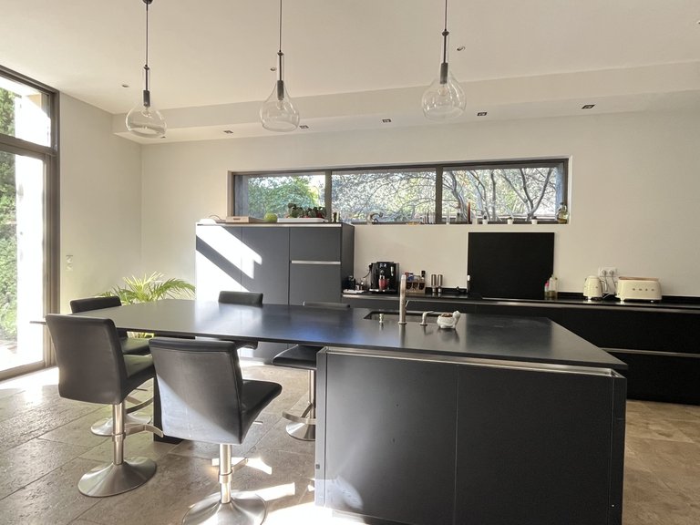 Villa for Sale in Carpentras, Avignon And North Provence 6