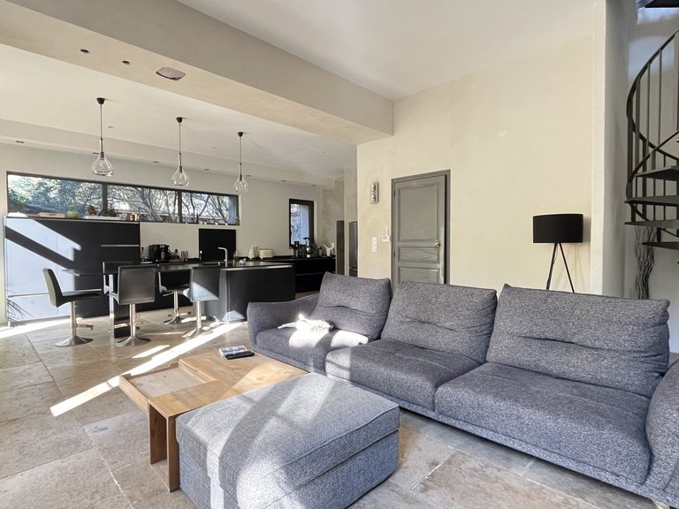 Villa for Sale in Carpentras, Avignon And North Provence 7