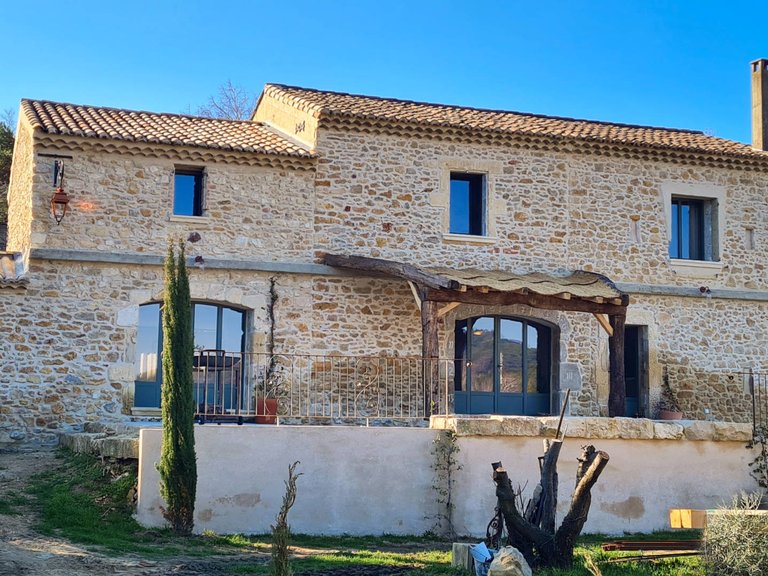 Villa for Sale in Uzes, Uzes Area 2