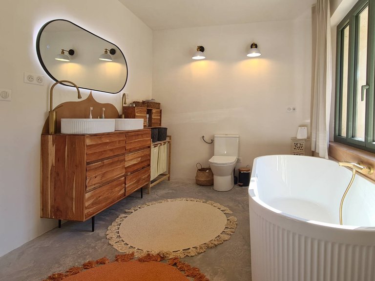 Villa for Sale in Uzes, Uzes Area 15