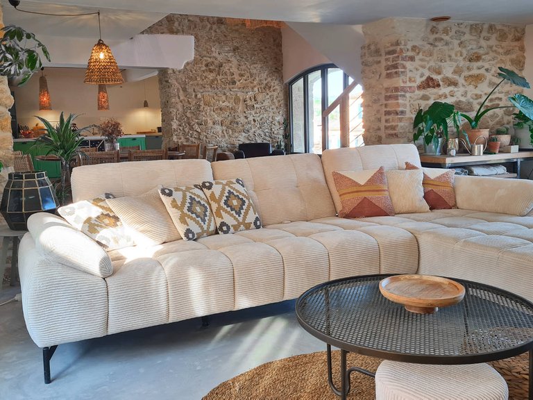 Villa for Sale in Uzes, Uzes Area 6