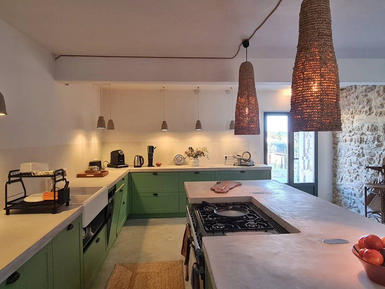 Villa for Sale in Uzes, Uzes Area 9