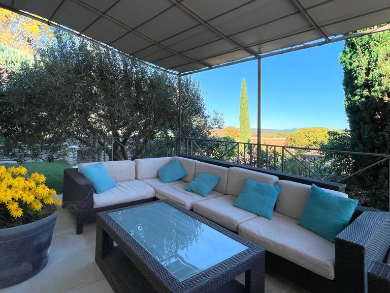 Villa for Sale in Uzes, Uzes Area 10