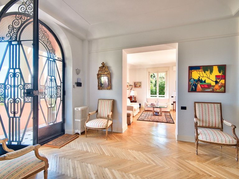 Villa for Sale in Villefranche Sur Mer, Villefranche, Cap Ferrat Area 16