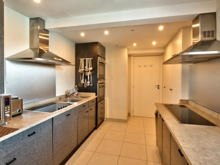 Villa for Sale in Villefranche Sur Mer, Villefranche, Cap Ferrat Area 3