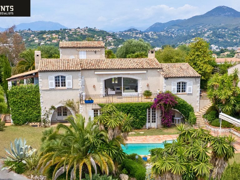 Villa for Sale in Nice, Nice Area 3