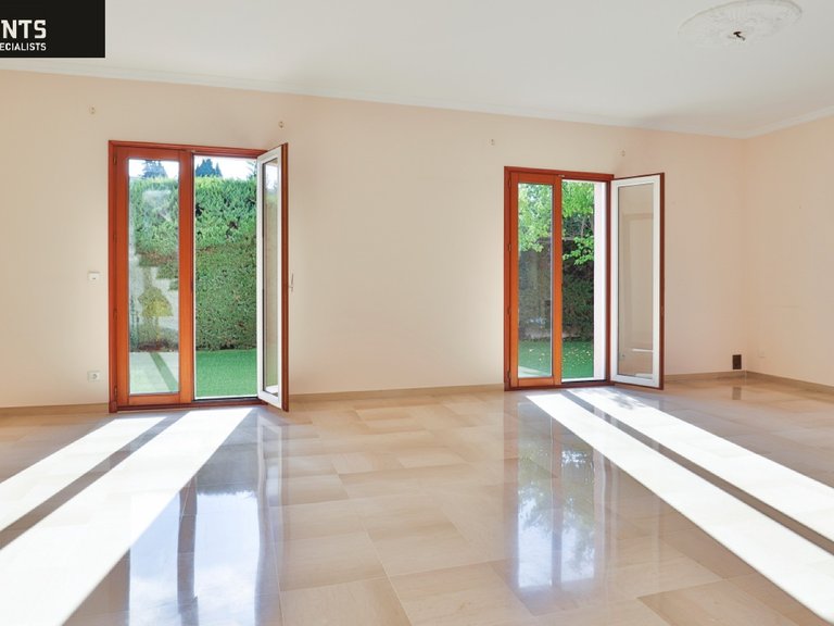 Villa for Sale in Villefranche Sur Mer, Villefranche, Cap Ferrat Area 7