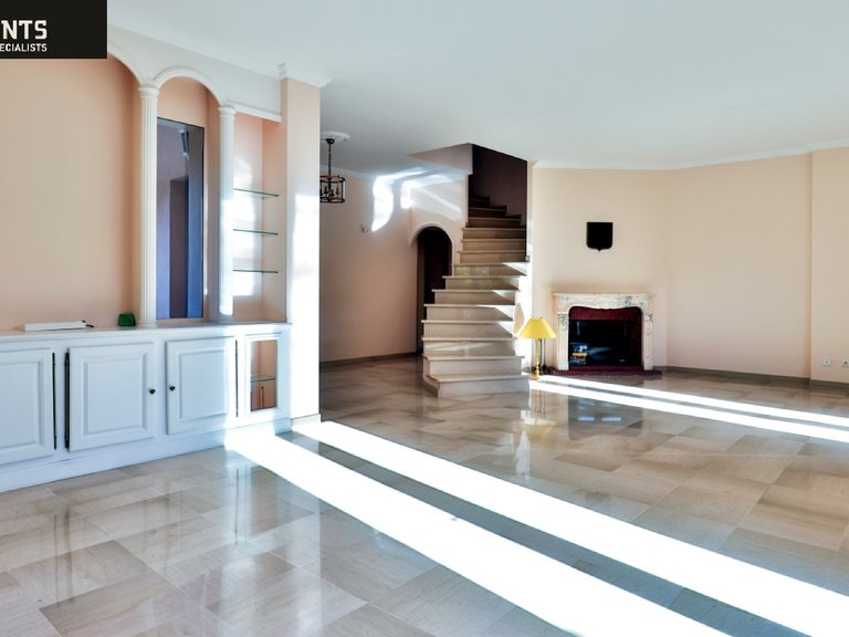 Villa for Sale in Villefranche Sur Mer, Villefranche, Cap Ferrat Area 10