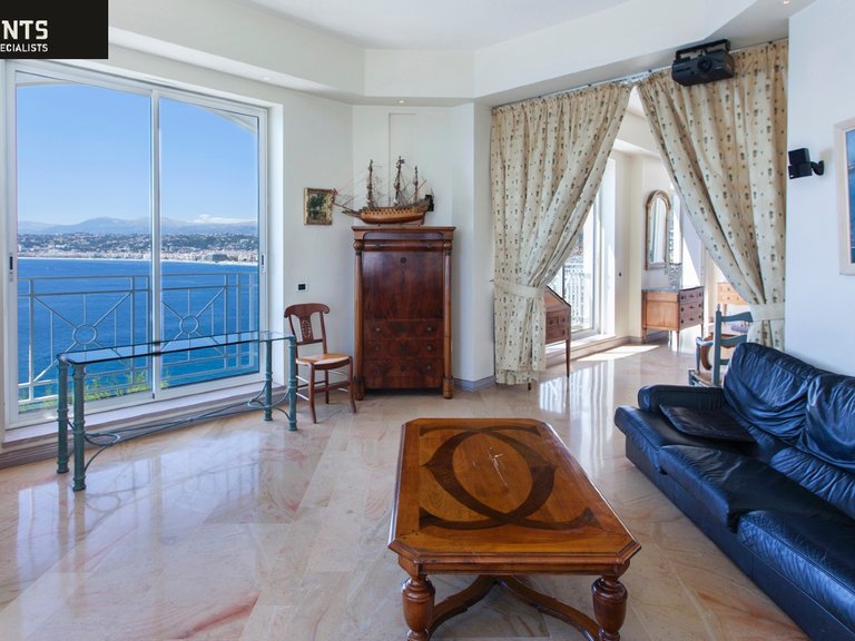 Villa for Sale in Nice - Mont Boron, Nice Area 6