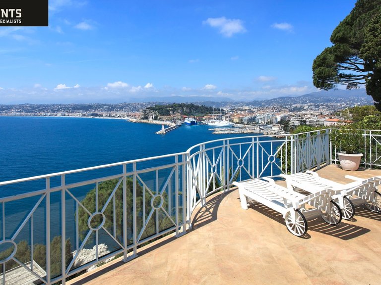 Villa for Sale in Nice - Mont Boron, Nice Area 3