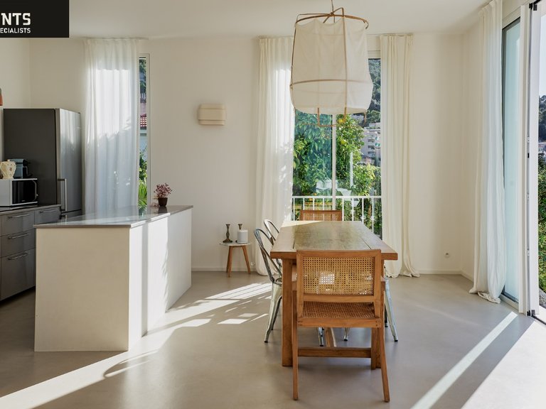 Villa for Sale in Nice - Mont Boron, Nice Area 4