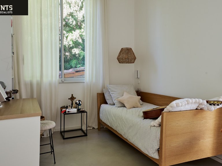 Villa for Sale in Nice - Mont Boron, Nice Area 16