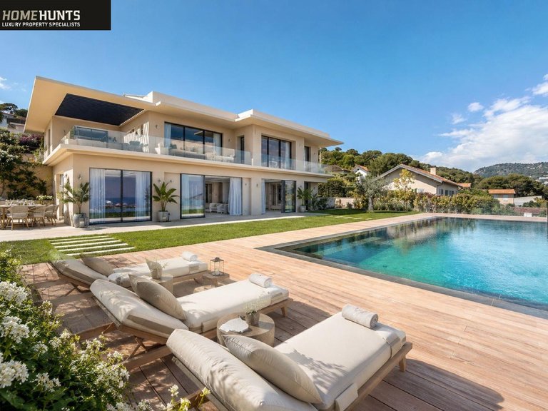 Villa for Sale in Nice - Mont Boron, Nice Area 1