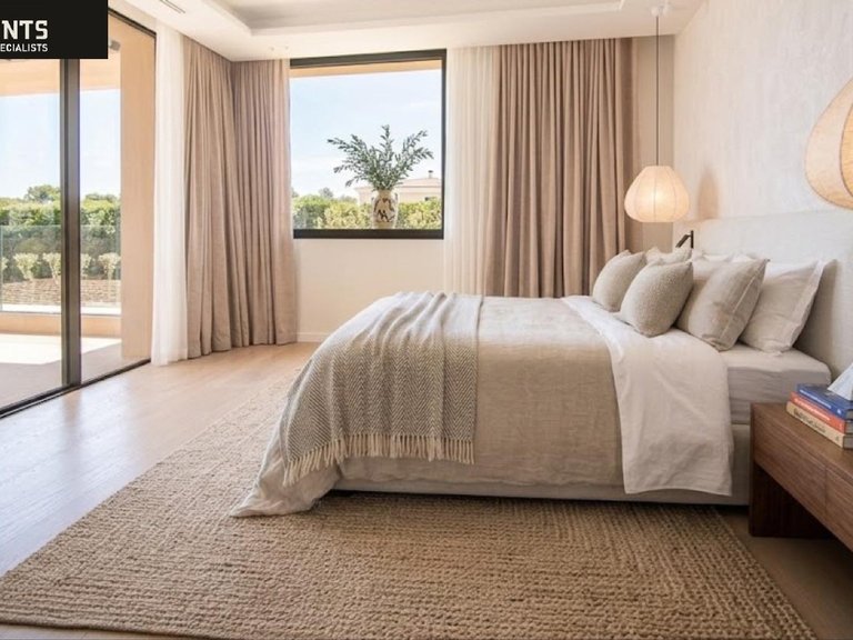 Villa for Sale in Nice - Mont Boron, Nice Area 16