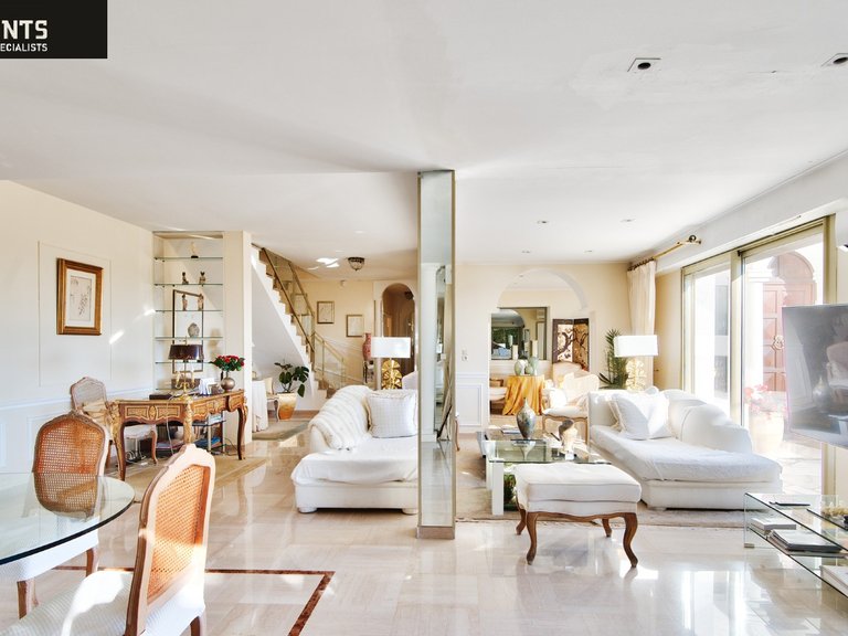Villa for Sale in Villefranche Sur Mer, Villefranche, Cap Ferrat Area 8
